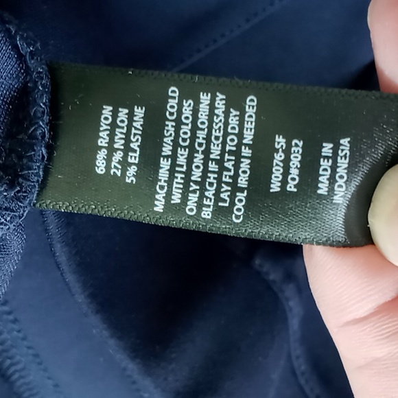 Betabrand Women's Classic Straight Leg Pullon Pants Navy Size Medium Petite - Picture 9 of 16